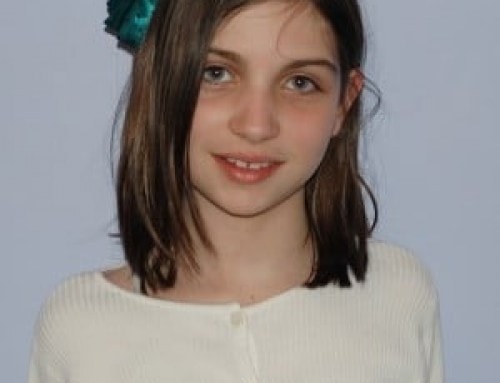 Ayla Devlin – Student