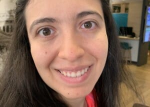 Image of Shelley Mayer, Toronto Vocal and Piano Teacher, smiling